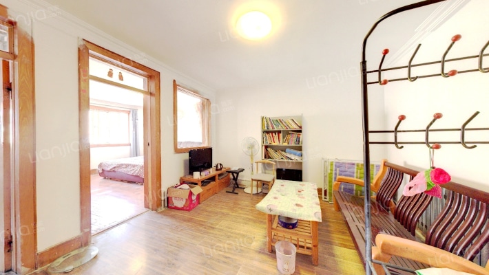 七六新村二手房实景图