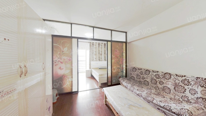 西西湾二手房实景图