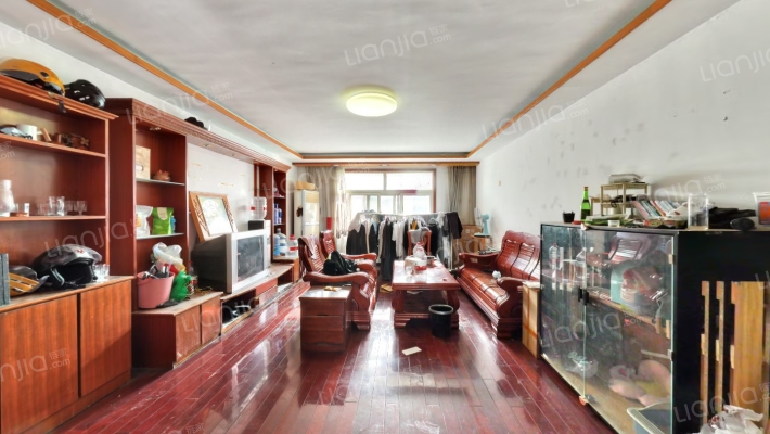 君峰路二手房实景图