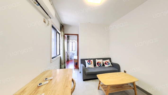 保利天悦颐景花园二手房实景图