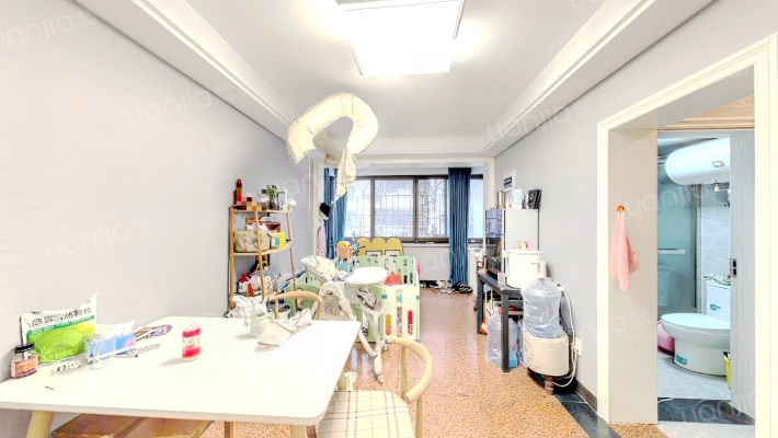 车站路老小区二手房实景图