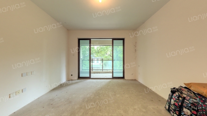 龙湖听蓝湾一期二手房实景图