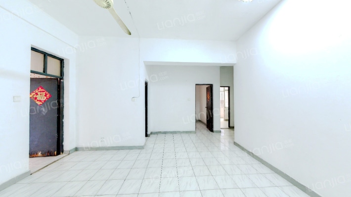 富裕花园二手房实景图