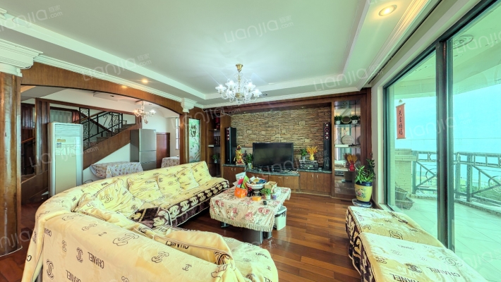 景湾豪苑二手房实景图