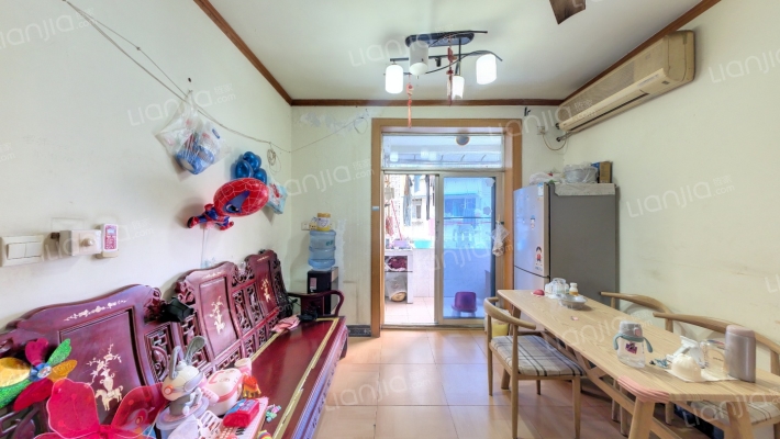 龙平路63号二手房实景图