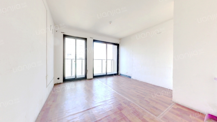 金湖湾二手房实景图