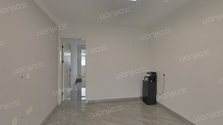 劳动路3号院二手房实景图