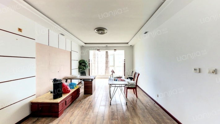 万众家园二手房实景图