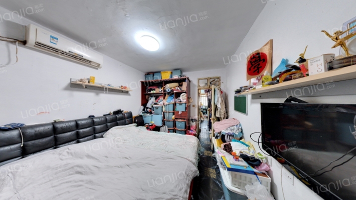 凤凰山脚路二手房实景图