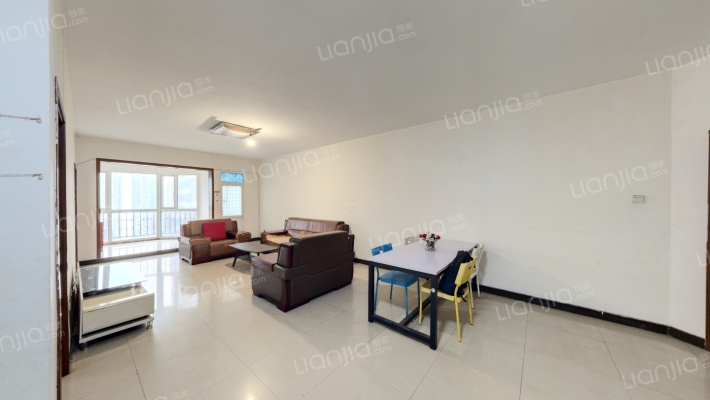 华丽家族小区二手房实景图