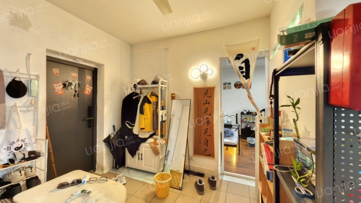 青园街市委宿舍二手房实景图