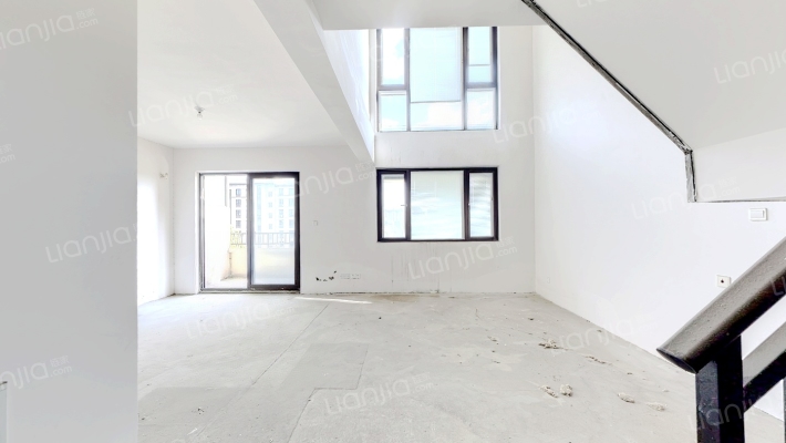 中昂朗樾二手房实景图