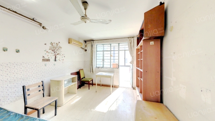 梅陇三村二手房实景图