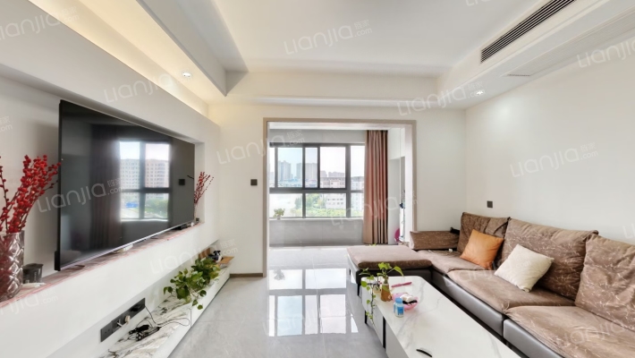 保亿湖风晓园二手房实景图