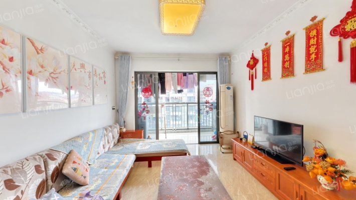 华盈四季阳光二手房实景图