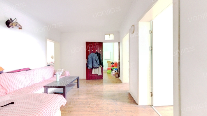 团校二手房实景图