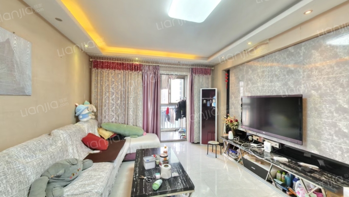 世茂锦绣长江三期二手房实景图