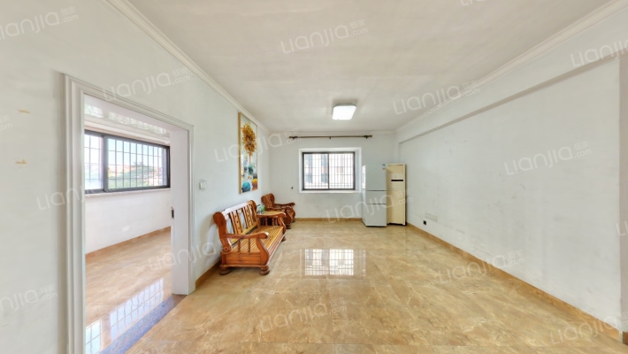 莲花新城一期二手房实景图