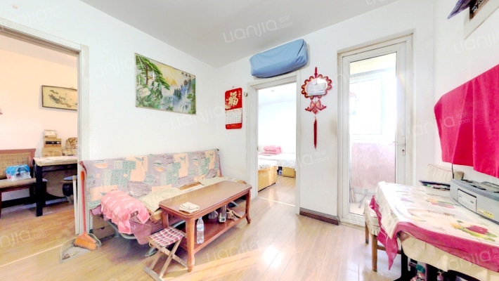 万达广场鸿景苑二手房实景图