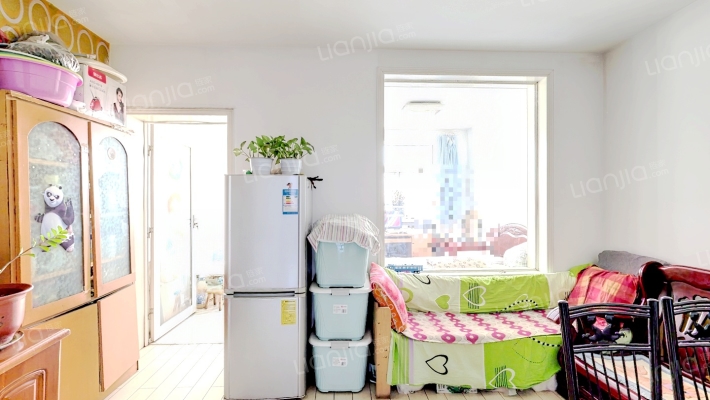 安装公司宿舍楼二手房实景图