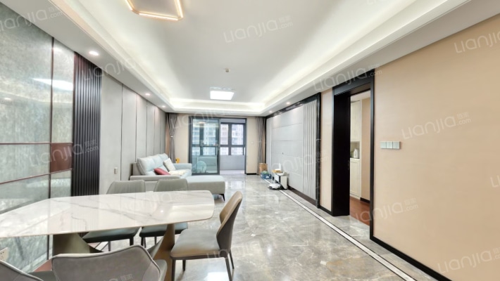 世茂璀璨滨江二手房实景图