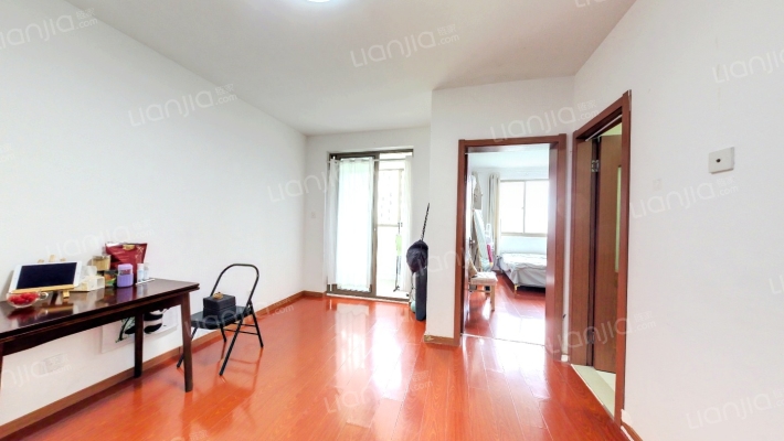 金群苑南区二手房实景图