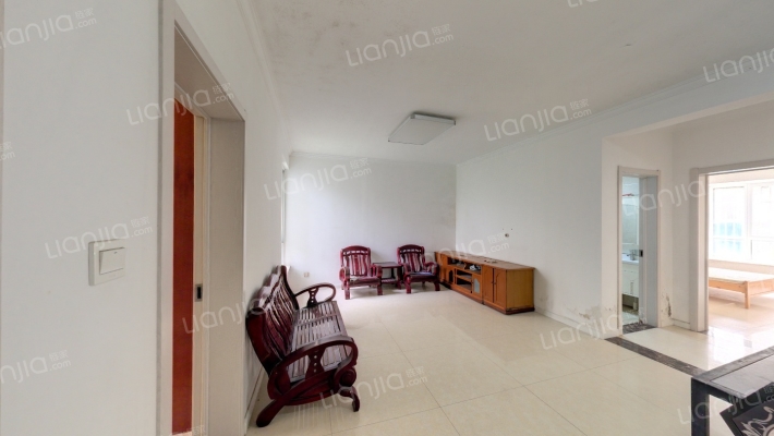 板闸家苑二手房实景图