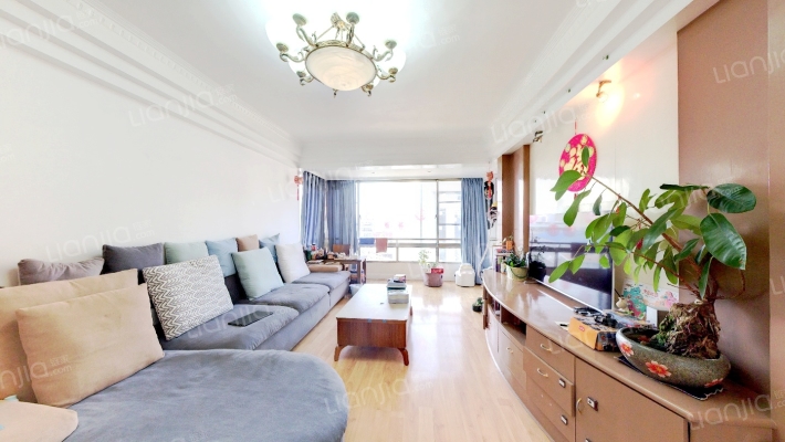 春城路270号二手房实景图