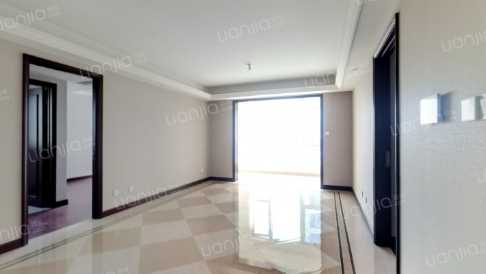 滨江中天·锦翠蓝庭二手房实景图