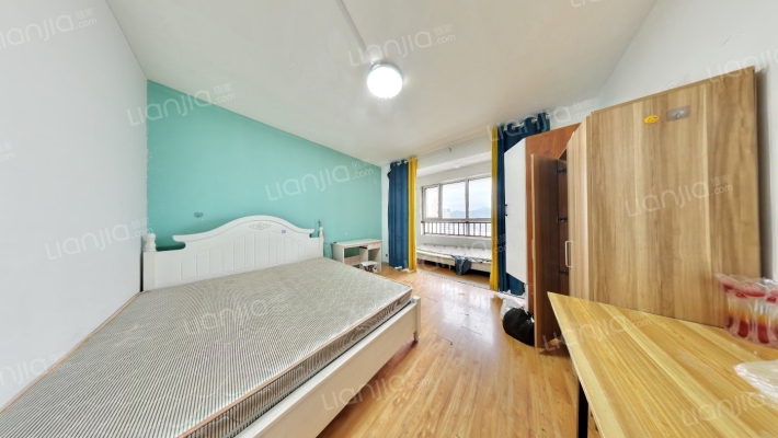 中建长清湖乐园二手房实景图