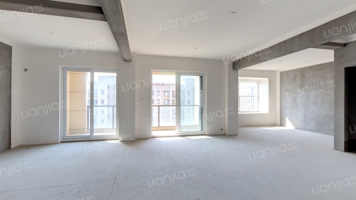 世合理想大地明德居二手房实景图