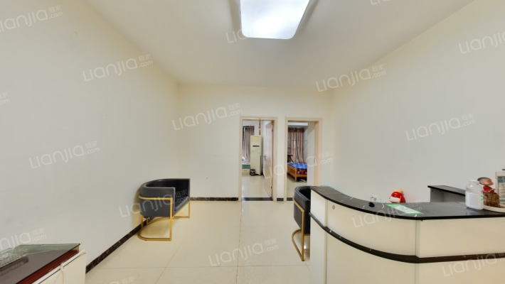 新天泽国际广场二手房实景图