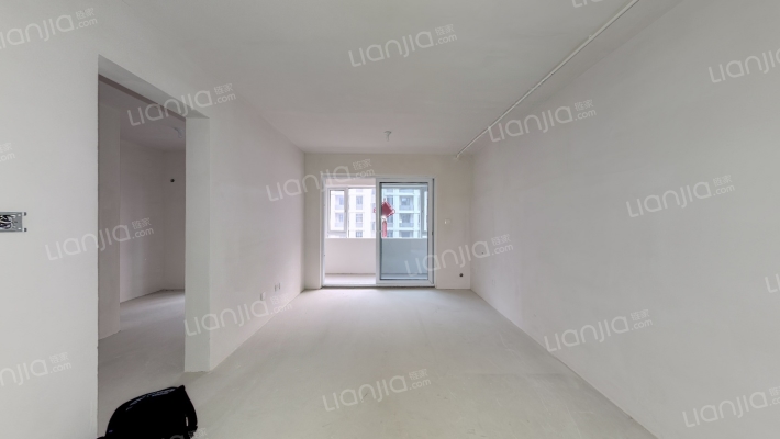 中南九龙澜邸二手房实景图