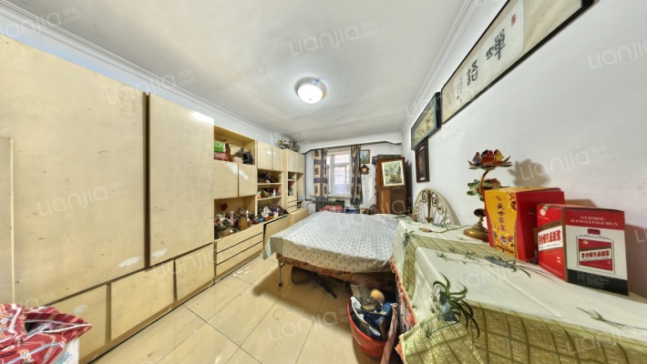 劳卫里二手房实景图