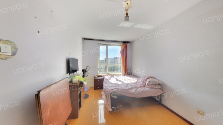 华大天朗国际A区二手房实景图