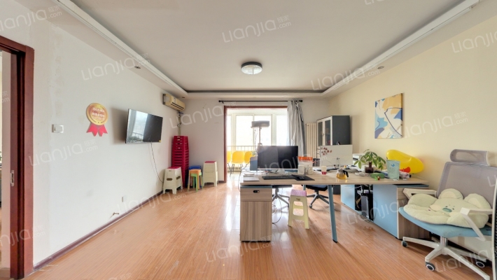 秦地雅仕二手房实景图