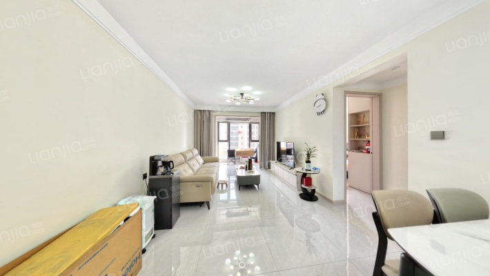 保利城和雅小区二手房实景图