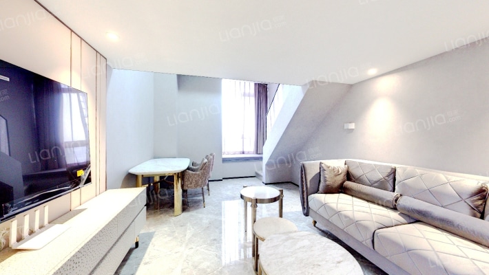 希尔顿欢朋公寓美墅二手房实景图