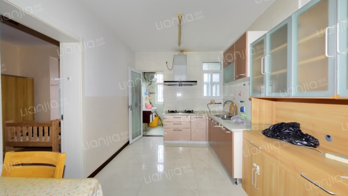 公交三公司家属院二手房实景图