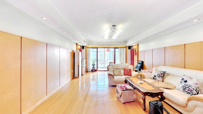 时代广场二手房实景图