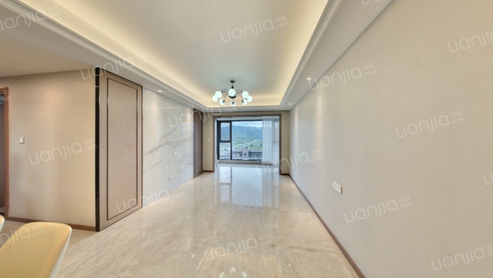 锦澜悦山臻园二手房实景图