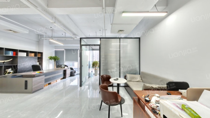 东方今典 华尔中心二手房实景图