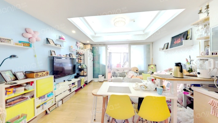 玄武湖金茂广场二手房实景图