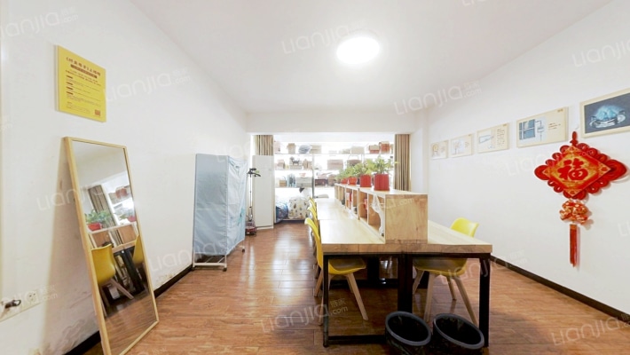 百合花公寓二手房实景图