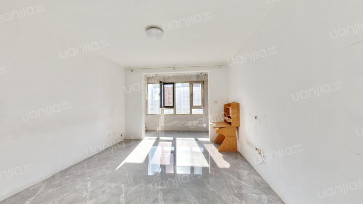 海尔云世界天玺二手房实景图