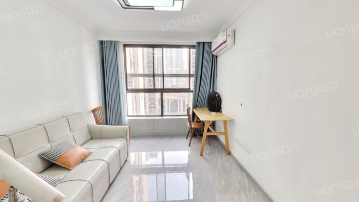 华景川秀丽春江二手房实景图