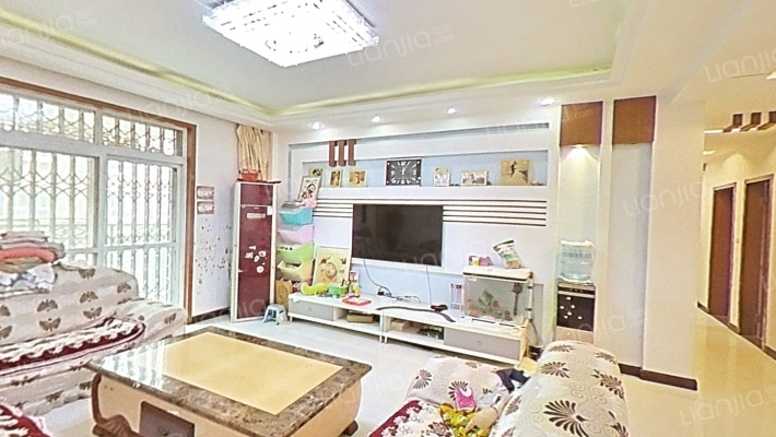 坤泰名居二手房实景图