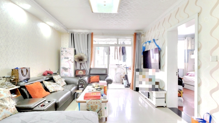 河畔雅苑二手房实景图