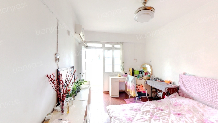 西城商住楼二手房实景图