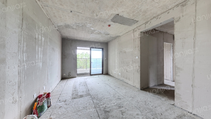 融创九熙府三期二手房实景图